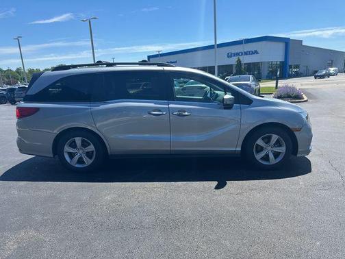 Lunar Silver Metallic 2019 Honda Odyssey EX-L