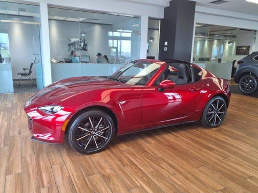 2025 Mazda MX-5 Miata RF Grand Touring