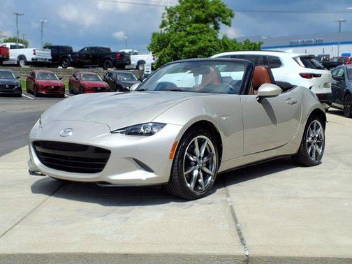 2022 Mazda MX-5 Miata Grand Touring