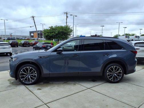 Polymetal Gray Metallic 2025 Mazda CX-70 PHEV Premium Plus Package