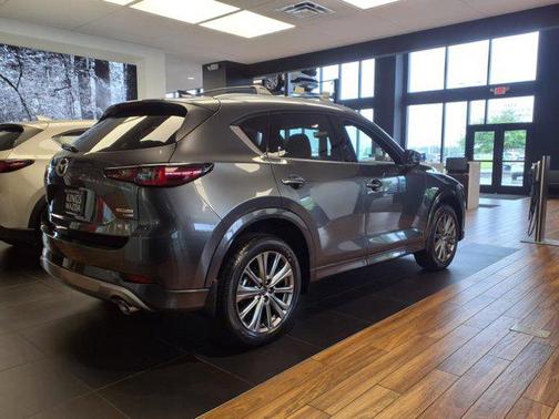 2025 Mazda CX-5 Signature