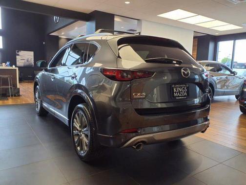 2025 Mazda CX-5 Signature