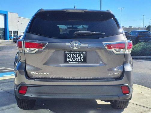 2015 Toyota Highlander LE