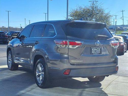 2015 Toyota Highlander LE