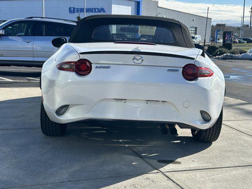 2016 Mazda MX-5 Miata Club