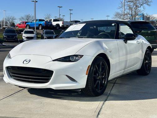 2016 Mazda MX-5 Miata Club