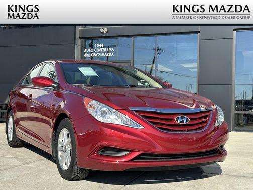 2011 Hyundai SONATA GLS
