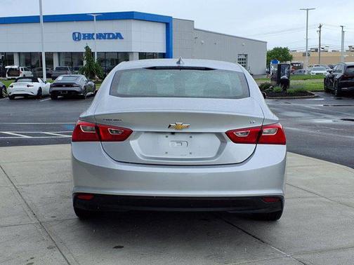 2017 Chevrolet Malibu 1LT