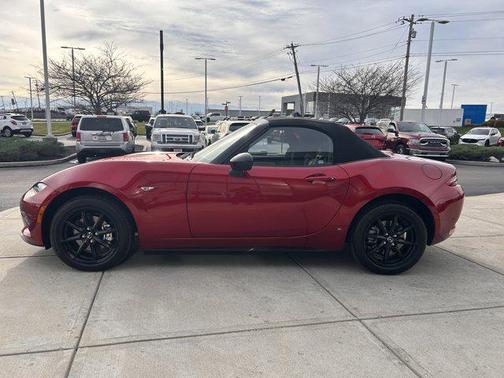 2025 Mazda MX-5 Miata Sport