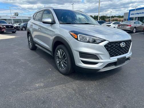 Molten Silver 2019 Hyundai TUCSON SE
