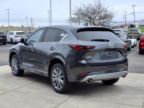 2025 Mazda CX-5 Signature
