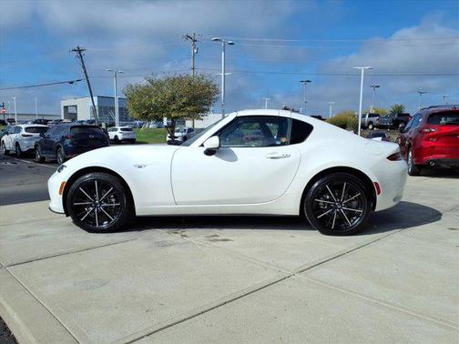2024 Mazda MX-5 Miata RF Grand Touring