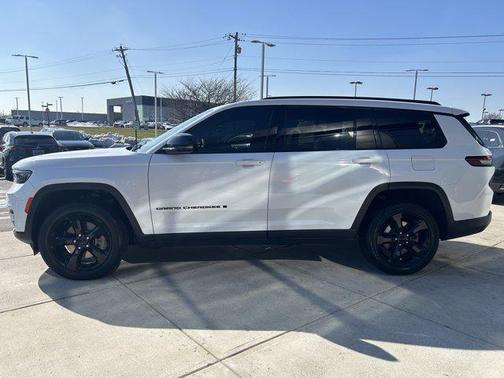 2023 Jeep Grand Cherokee L Altitude