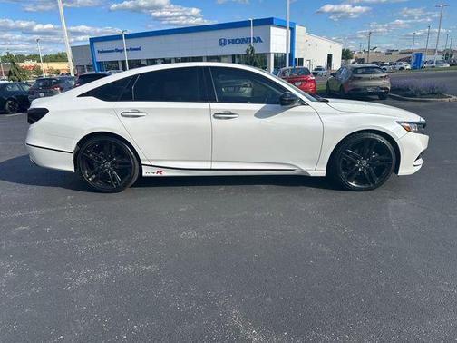 Platinum White Pearl 2020 Honda Accord Touring 2.0T