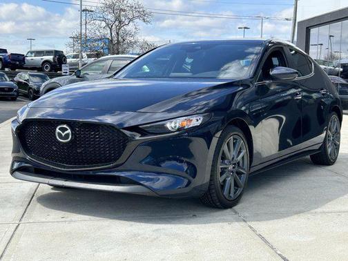 2023 Mazda Mazda3 FWD w/Preferred Package