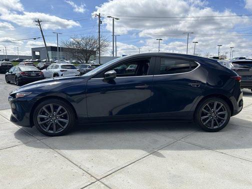 2023 Mazda Mazda3 FWD w/Preferred Package