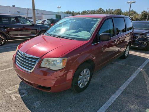 2009 Chrysler Town & Country LX