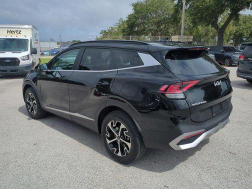 2025 Kia Sportage Hybrid EX