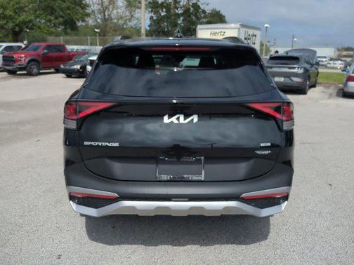 2025 Kia Sportage Hybrid EX