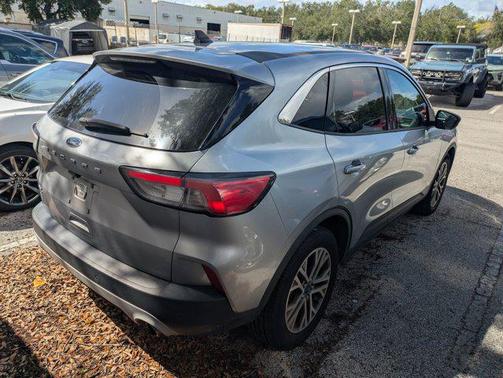 2022 Ford Escape SEL