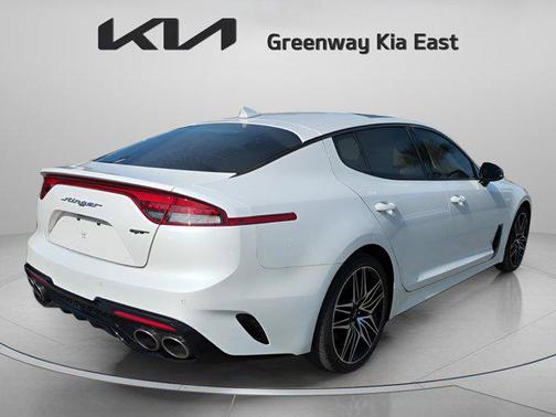 2022 Kia Stinger GT1