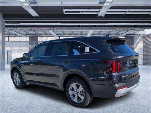2025 Kia Sorento LX