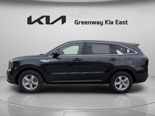 2025 Kia Sorento LX