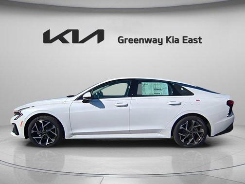 2025 Kia K5 EX