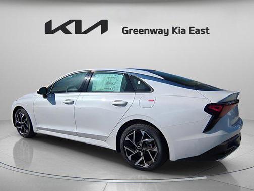 2025 Kia K5 EX