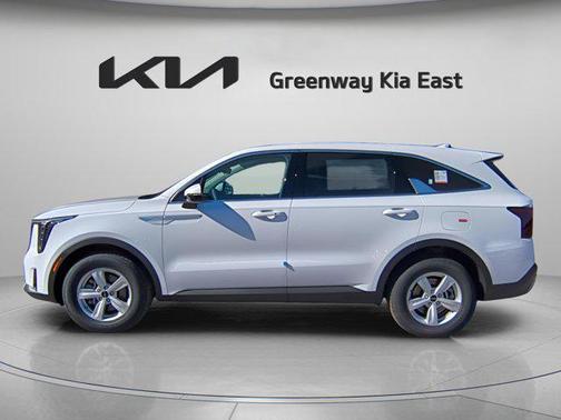2025 Kia Sorento LX