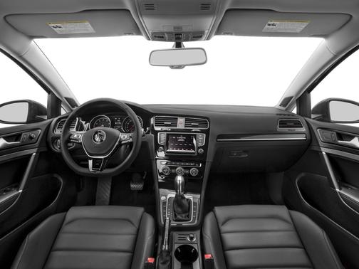 2017 Volkswagen Golf SportWagen TSI SE