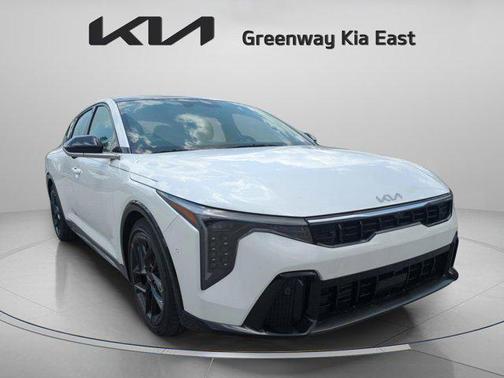 2025 Kia K4 GT-Line Turbo