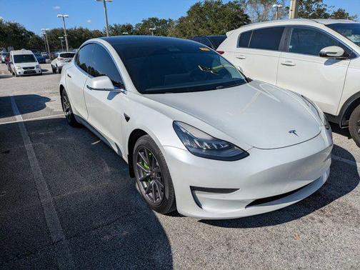 2020 Tesla Model 3 Standard Range
