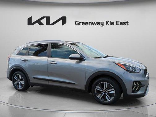 2022 Kia Niro LXS