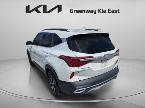 2022 Kia Seltos EX