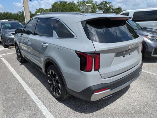 2025 Kia Sorento SX