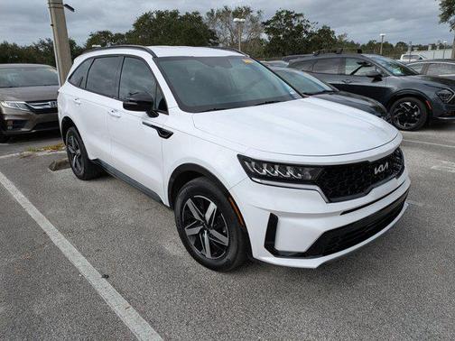 2023 Kia Sorento S