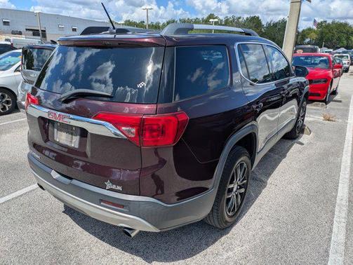 2017 GMC Acadia SLT-1