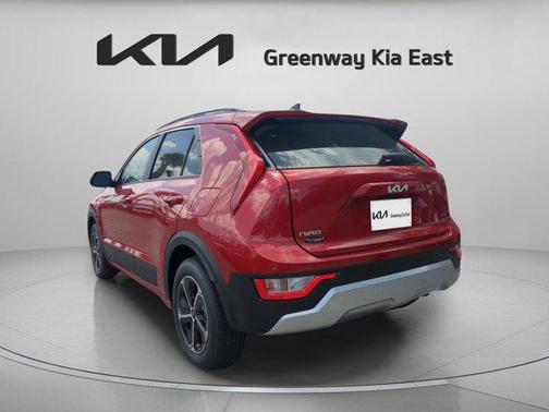2025 Kia Niro LX