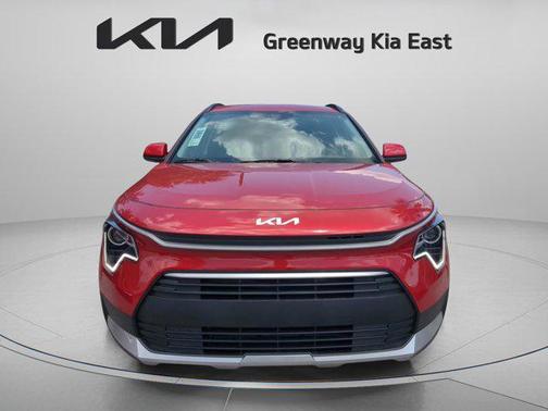 2025 Kia Niro LX