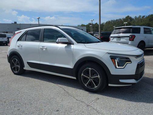 2023 Kia Niro Plug-In Hybrid EX