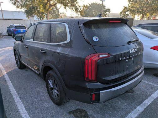 2025 Kia Telluride LX