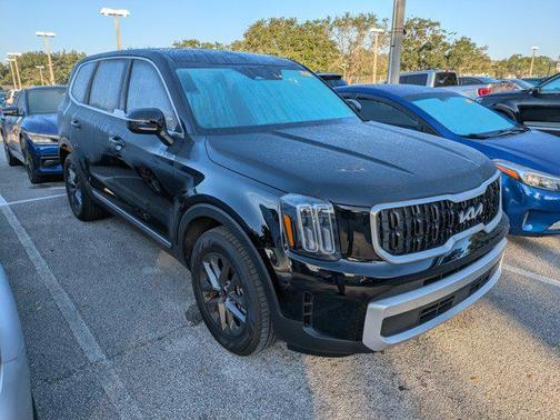 2025 Kia Telluride LX