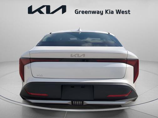 Snow White Pearl 2026 Kia K4 LX
