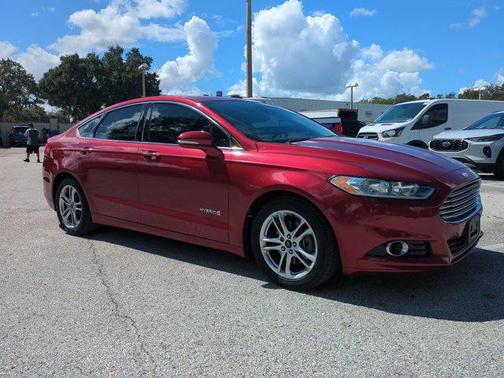 2016 Ford Fusion Hybrid Titanium