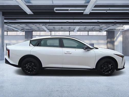 2025 Kia K4 GT-Line Turbo