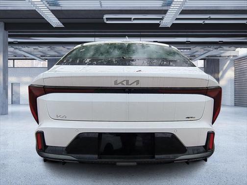 2025 Kia K4 GT-Line Turbo