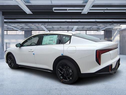 2025 Kia K4 GT-Line Turbo