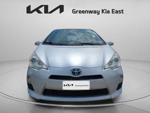 2018 Toyota Prius c Four