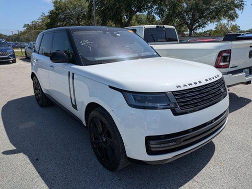 2023 Land Rover Range Rover P530 SE